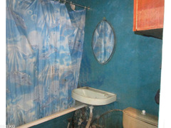 Продаю 1-комнатную квартиру в Бишкеке, Восток-5, 9-эт/9. Косметический ремонт. Мебель, посуда. Цена - 7/7