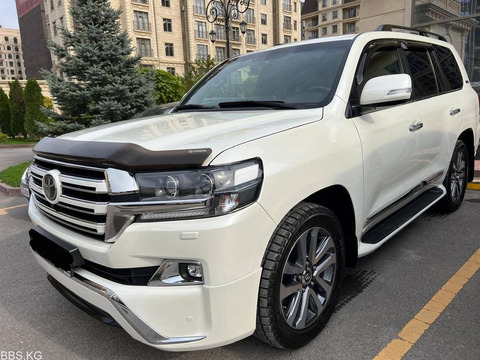 Продаю Toyota Land Cruiser 200. Год 2017 - 2018 гг.