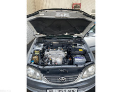 Toyota Avensis. 2001. - 2/10