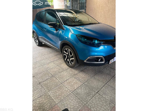 Продаю Renault Captur, 2016 года выпуска, легковой хэтчбек, объем 1,2