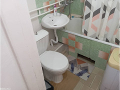 76 500$ США!!! Продается 3 кв. в очень хорошем районе, Донецкая\Тыныстанова 3\4 кирп. хор.сост.!!! Н - 4/10