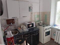76 500$ США!!! Продается 3 кв. в очень хорошем районе, Донецкая\Тыныстанова 3\4 кирп. хор.сост.!!! Н - 6/10