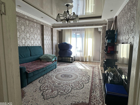 Продаю 2-ком кв р-н ТЦ Караван Т:0551 444 844