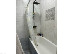 Продаю 2-ком кв р-н ТЦ Караван Т:0551 444 844 - 5/10