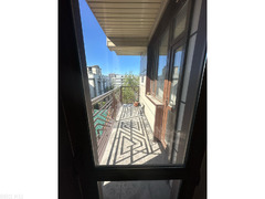 Продаю 2-ком кв р-н ТЦ Караван Т:0551 444 844 - 6/10