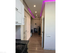 Продаю 2-ком кв р-н ТЦ Караван Т:0551 444 844 - 8/10