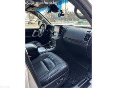 Продаю Toyota Land Cruiser 200 Series, Рестайлинг, 2016 г.в - 7/10