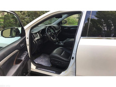 Марка и модель Toyota Highlander Limited - 3/7