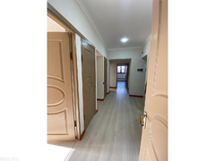 Продаю 3-комнатную квартиру, городок Энергетиков, б/п - 5/10