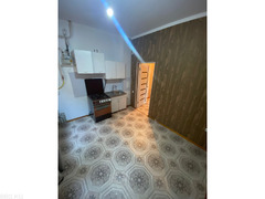 Продаю 1 комнатную квартиру, ж/м Кара-Жыгач, ул. Сары-Озон 86 - 5/5