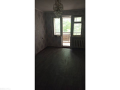 Продаю 3-комнатную квартиру, 6 микрорайон, б/п