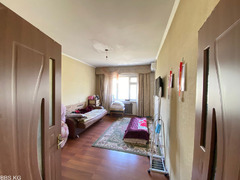 Продаю 2-ком кв 0557 080 323 - 2/7