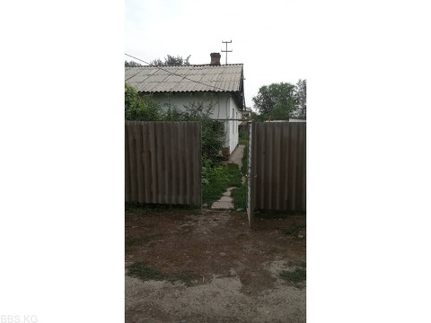 Продаю дом с удобствами, с. Октябрьское, Аламудунский район