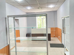 Сдаю помещение, 55 кв.м, Тоголок Молдо 23, б/п - 3/8